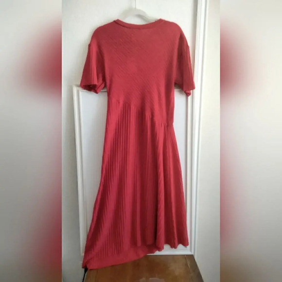 Zara W/B Collection Women's M Red-Wine Dress Cut in a Left Align at the end - Picture 2 of 7